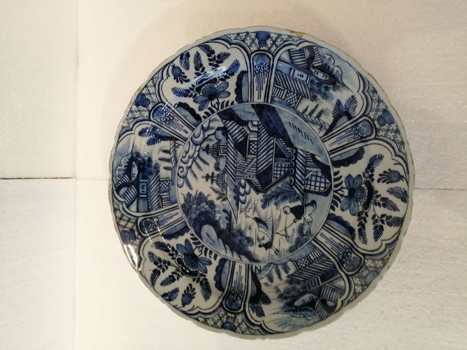 17th Century Chinoiserie Dutch Delft Blue & White Charger