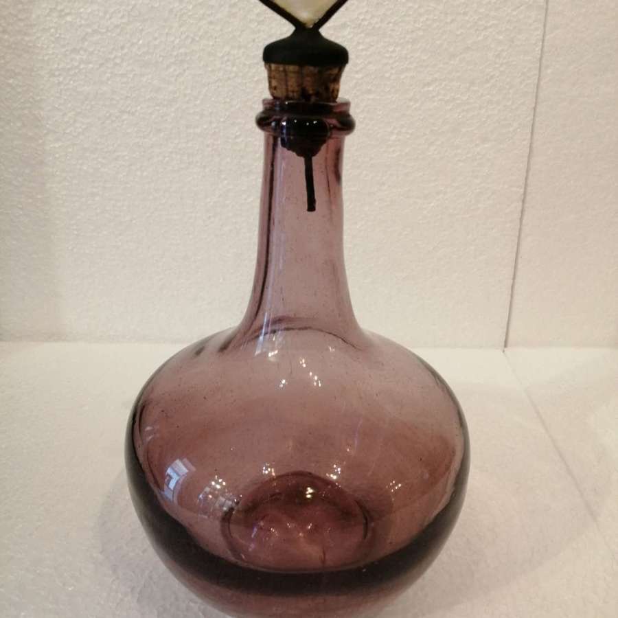 A 19th century glass spirit flagon/
