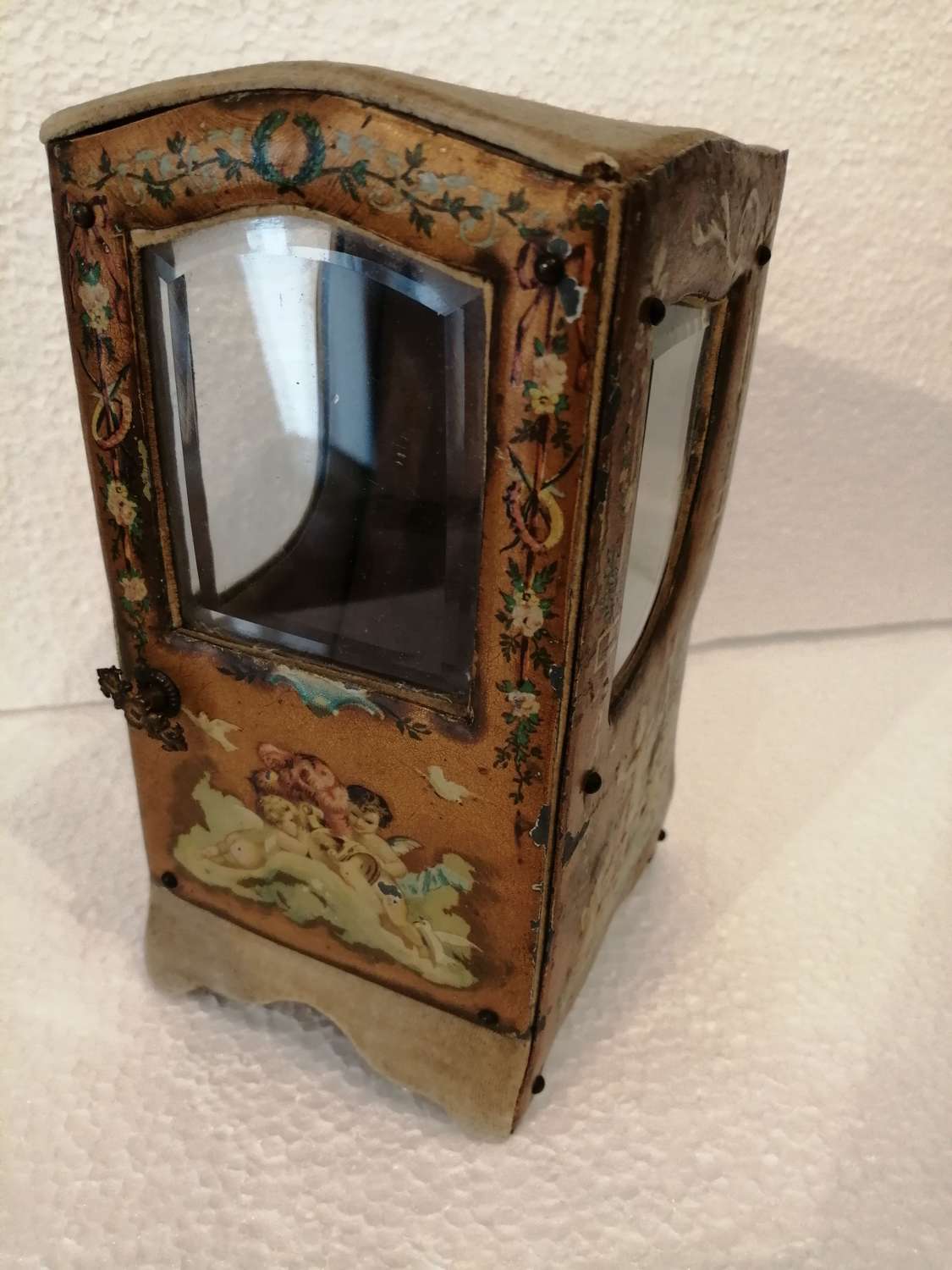A fine French sedan chair novelty watch stand
