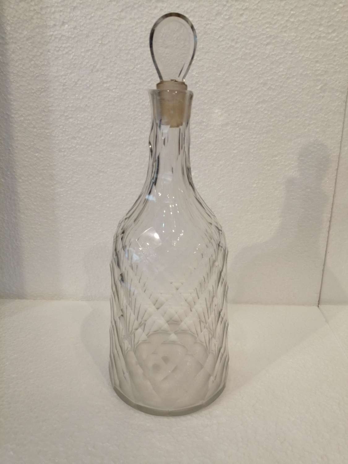 A fine quality bell shaped Georgian decanter