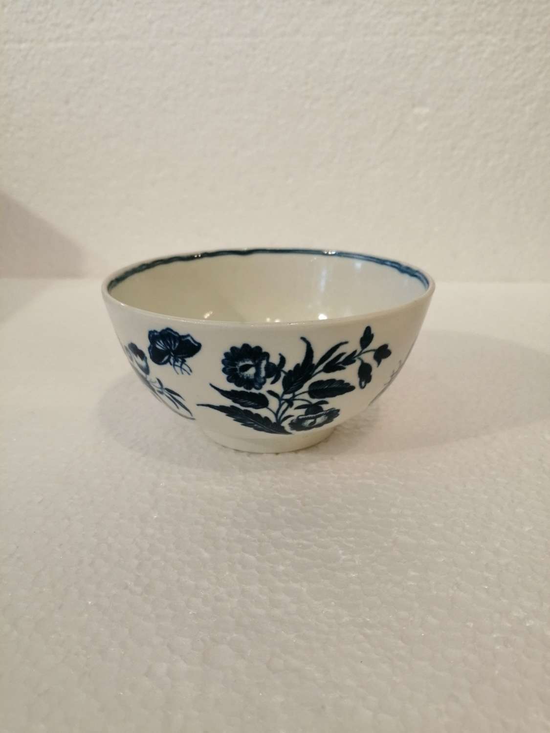 A First period Worcester blue & white bowl