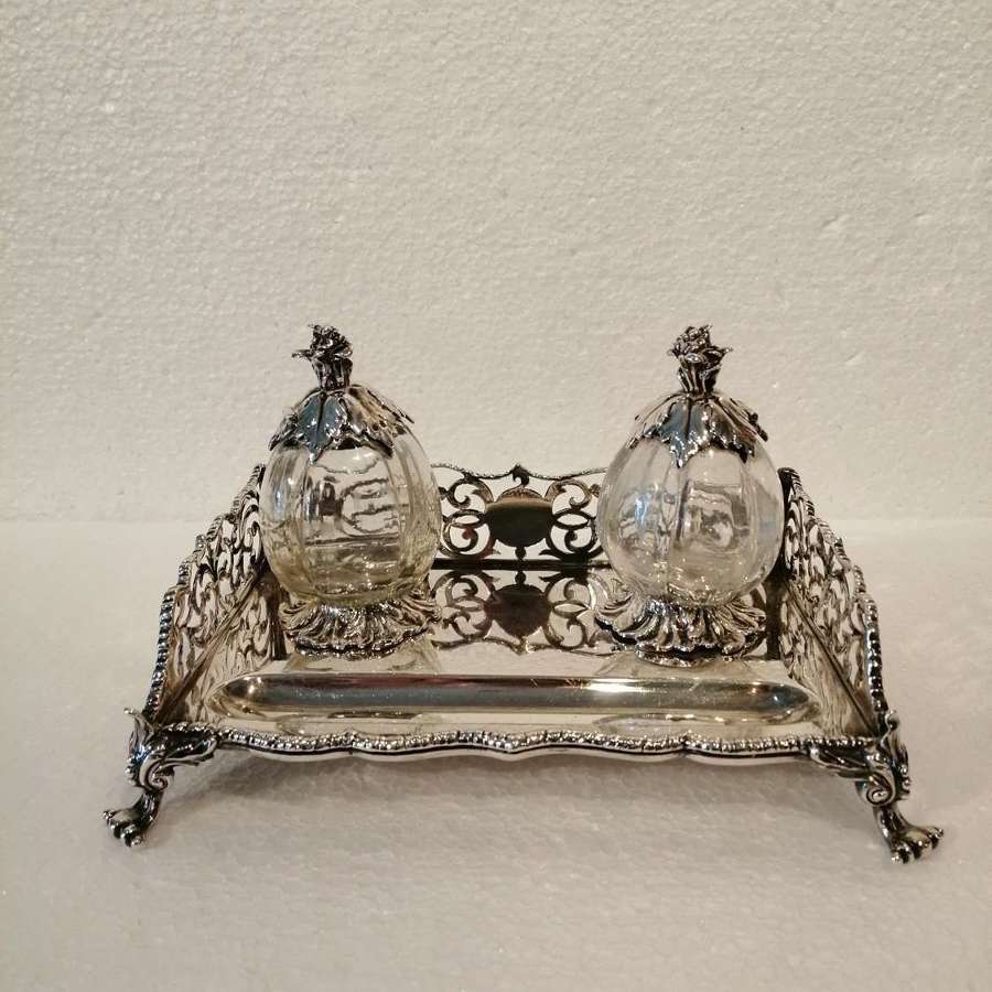A fine quality 19th century silver inkstand