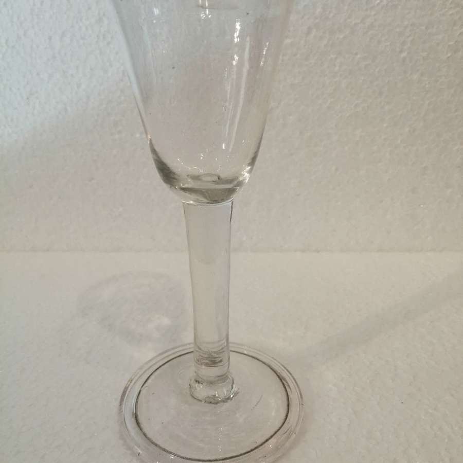 A fine quality Georgian plain stem wine glass