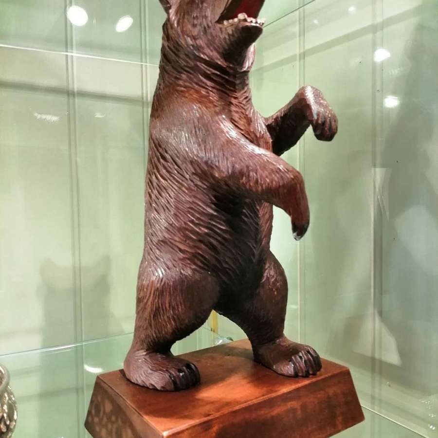 A good quality carved Black Forest Bear