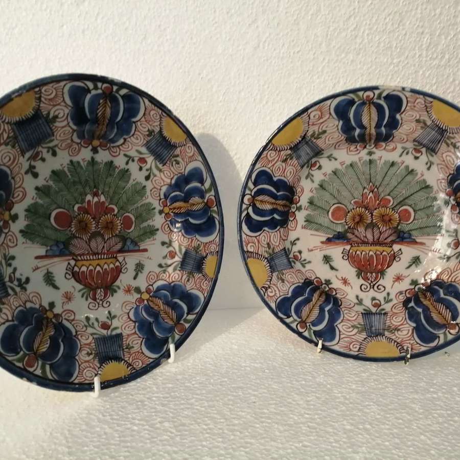 A pair of Dutch Faience plates