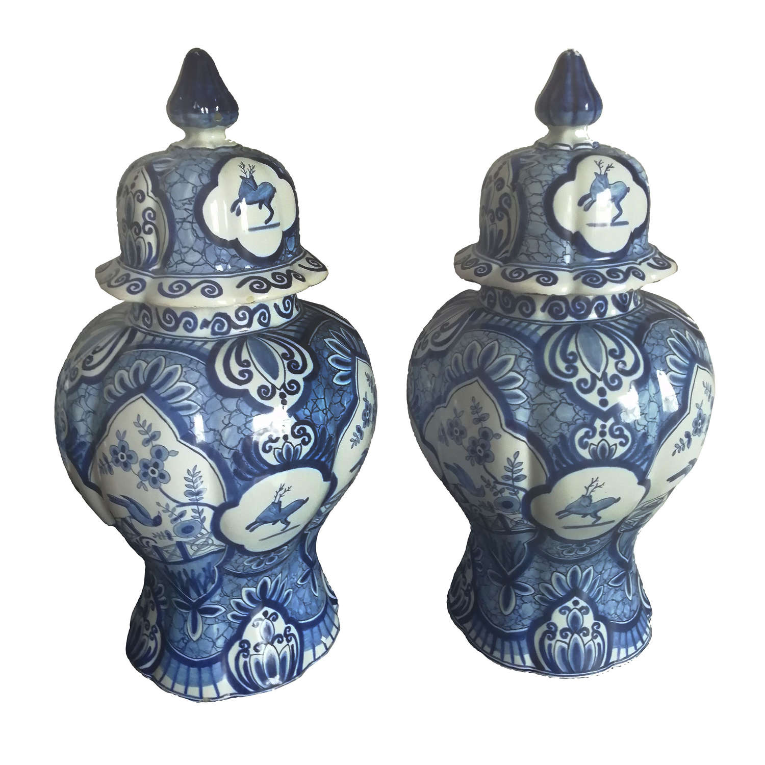 A fine quality pair of Dutch Delft vases & covers