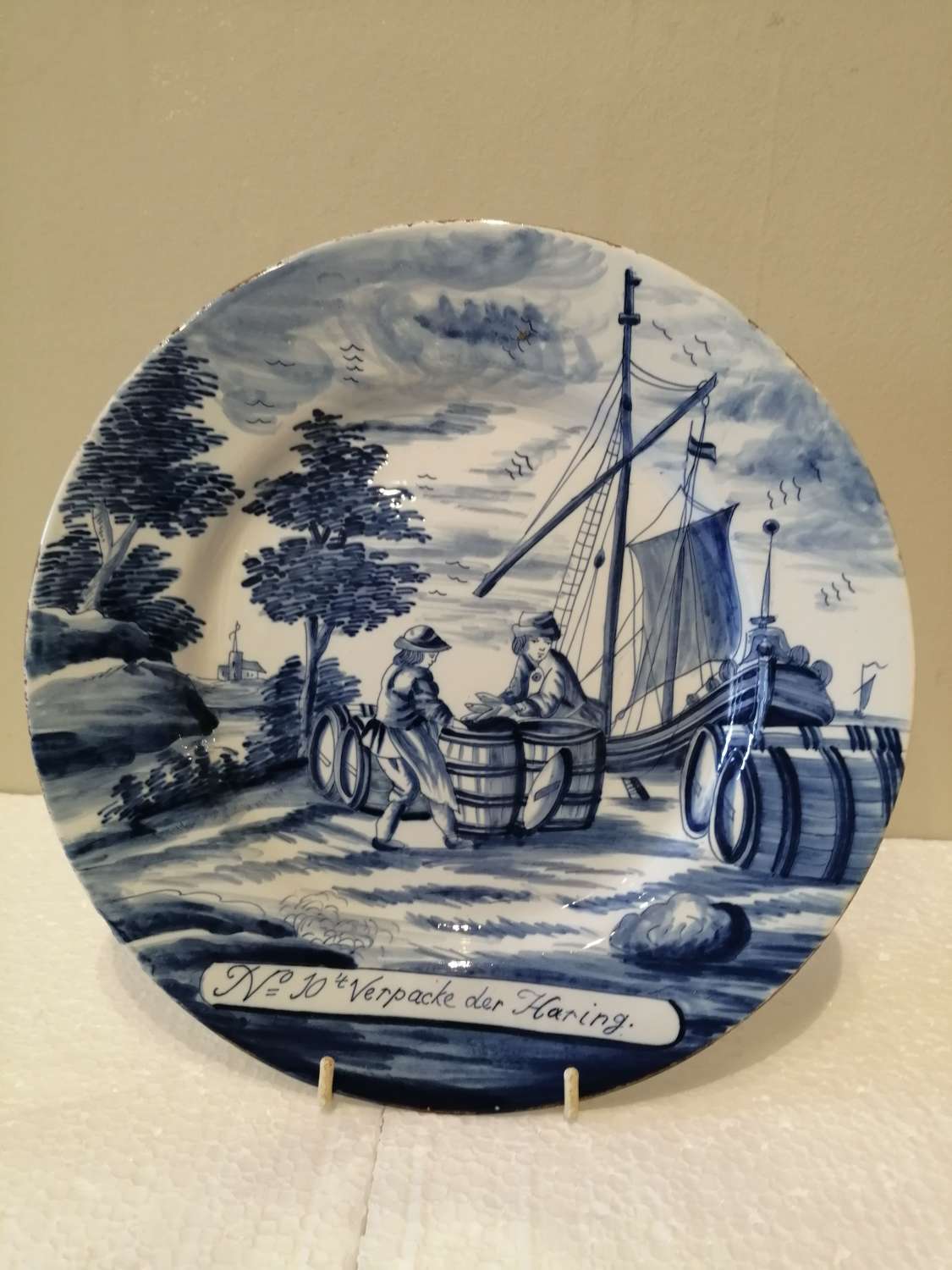 An 18th century Dutch Delft blue & white plate