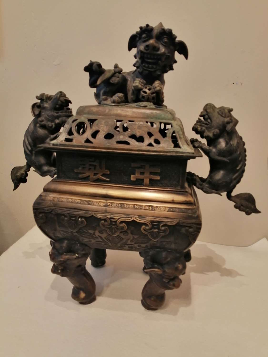 A fine quality Chinese bronze censer