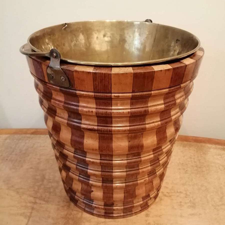 An early 19th century Dutch "Teestoof" bucket
